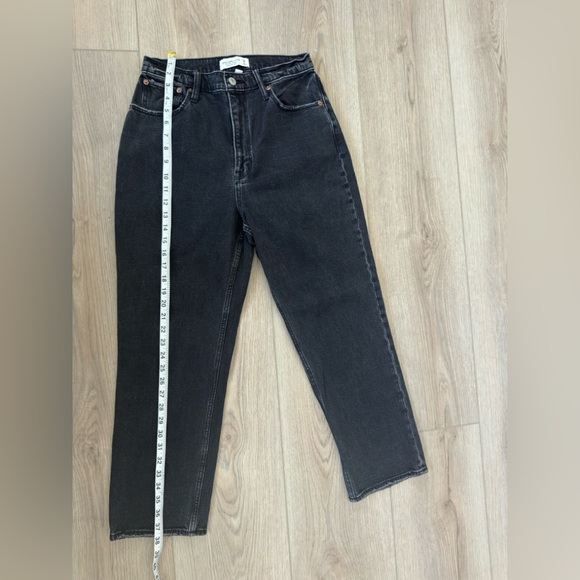 Abercrombie & Fitch Dark Gray Denim Jeans 🖤🐼 - Picture 4 of 9